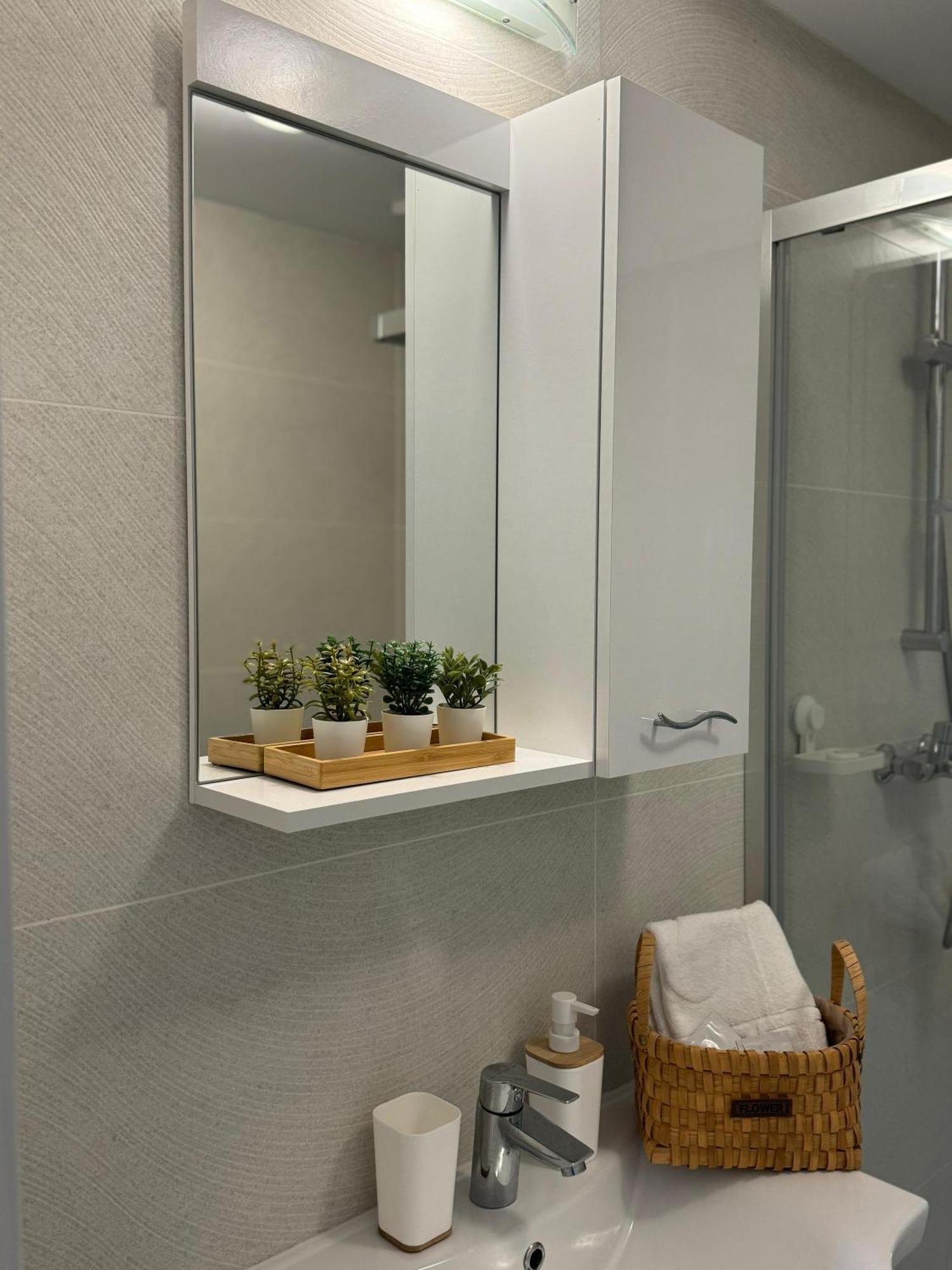 Libertatii Gardens Poolside Airport&Therme Otopeni Zewnętrze zdjęcie